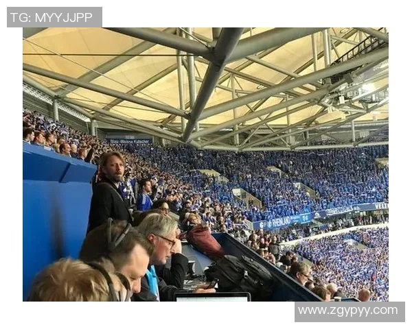 恩瓦内中:我大约7、8岁时被阿森纳球探发现;我弟弟有点像我